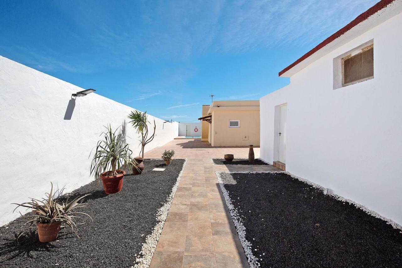 Casa Vieja Villa Puerto del Rosario  Buitenkant foto